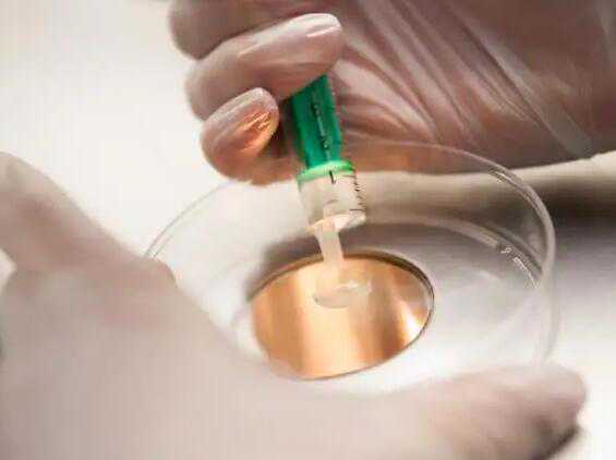 郑州代孕机构有多少家_IVpT3_孕5周白带粉色吃黄体酮保胎对胎儿有影响吗？_50